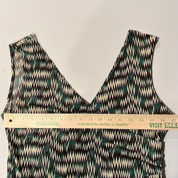 M.k.m Designs Dress v neck - Picture 8 of 10